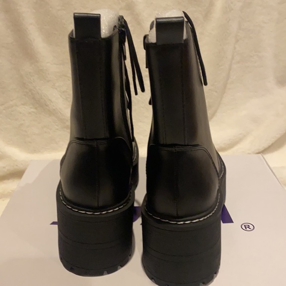 BRAND NEW BLACK COMBAT BOOTS - Picture 2 of 5